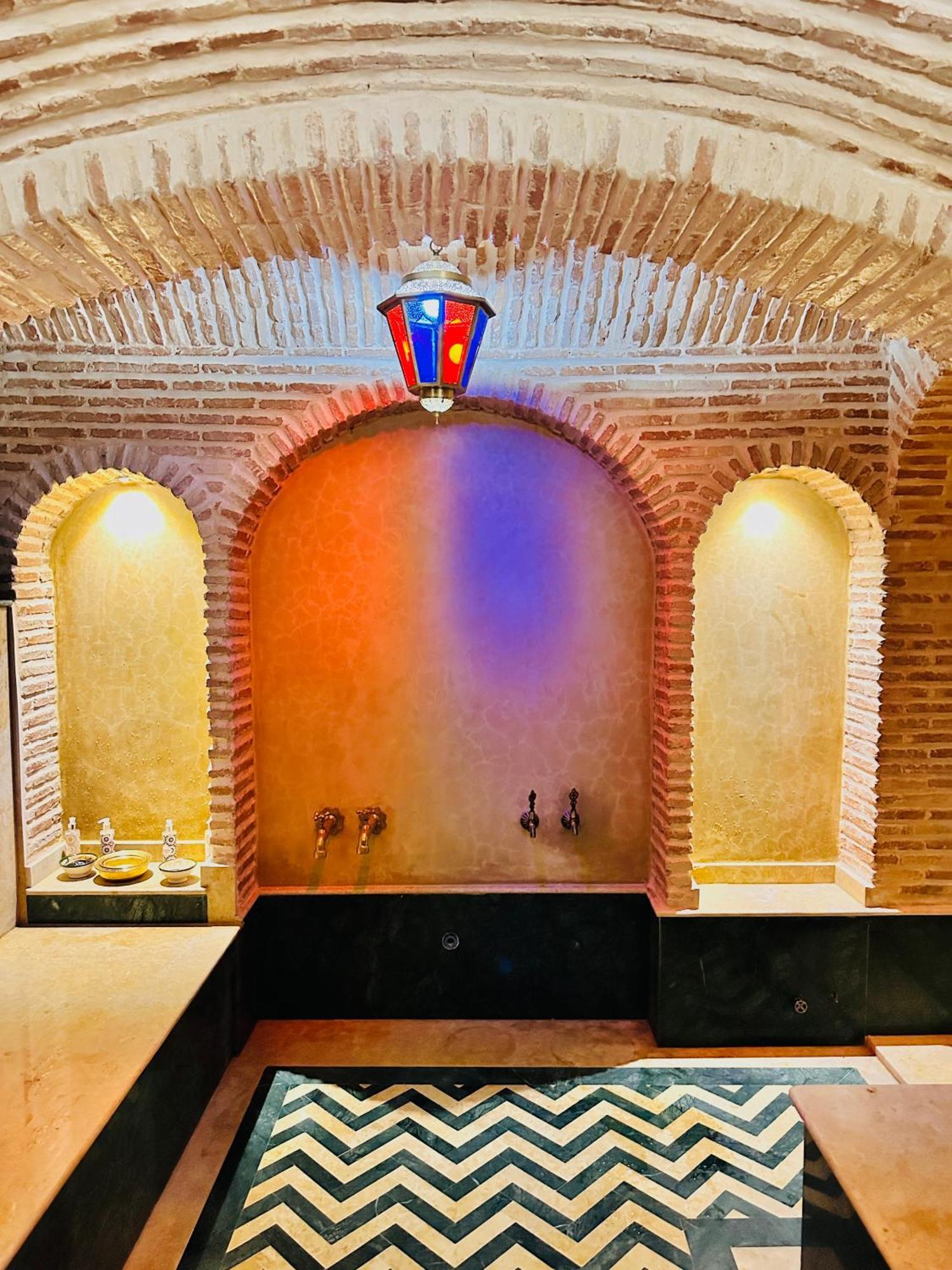 Pensión Dar Al-famila Hamam & Marrakesh